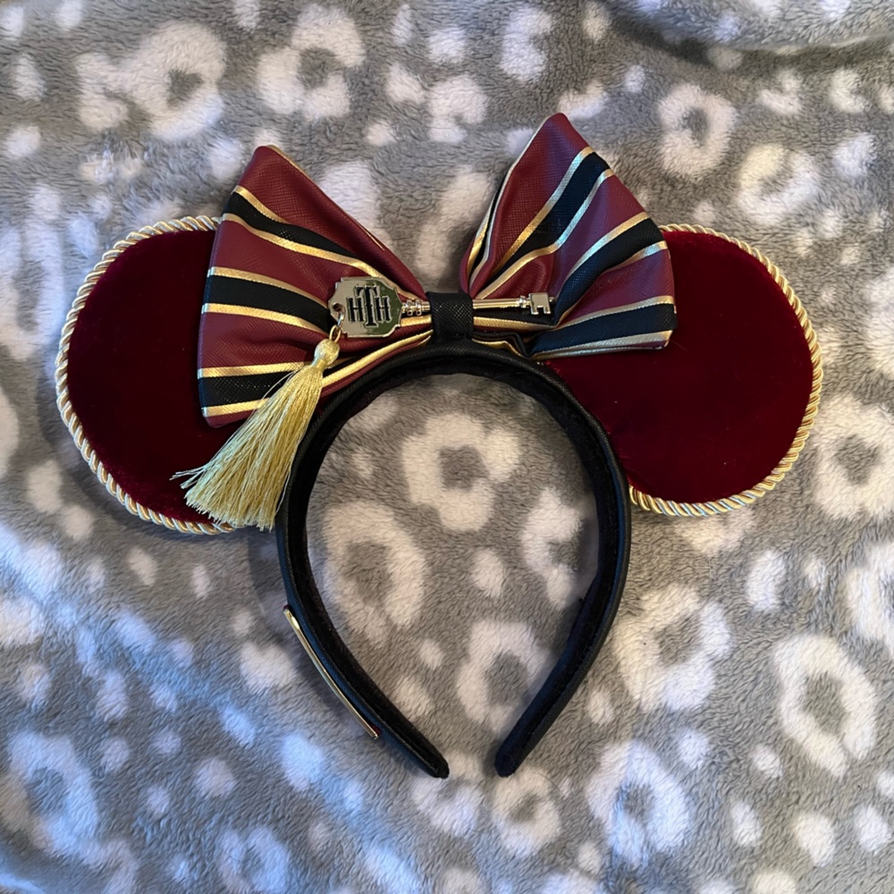 NWOT Loungefly Disney Tower of Terror ears